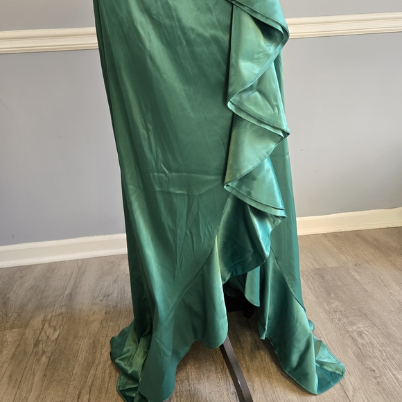 Elegant Teal Evening Gown- Emerald Green Size S - Picture 2 of 9